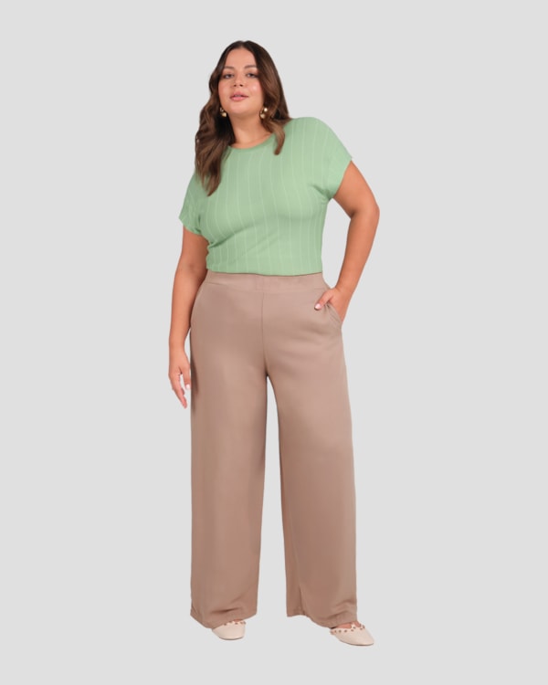 Calça Plus Size Pantalona em Viscose Cereja Rosa Marrom