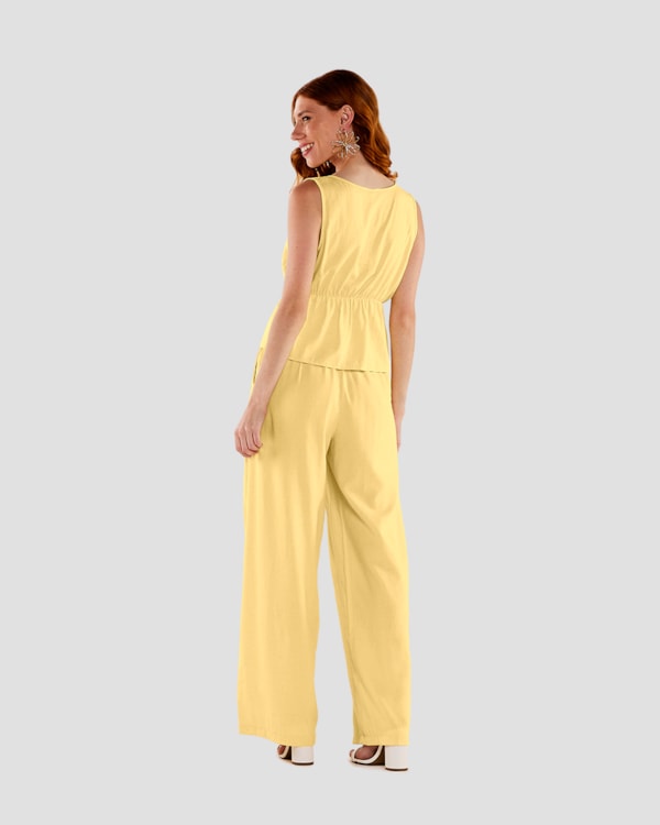 Calça Reta Feminina em Viscose Linho com Bolso - Cereja Rosa - Manteiga