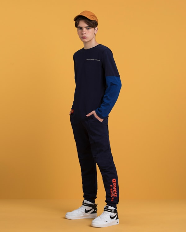 Camiseta Juvenil Masculina Based Mangas Longas