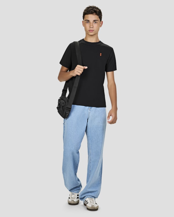 Camiseta Juvenil Masculina em Malha com Estampa Costas - BaseD - Preto