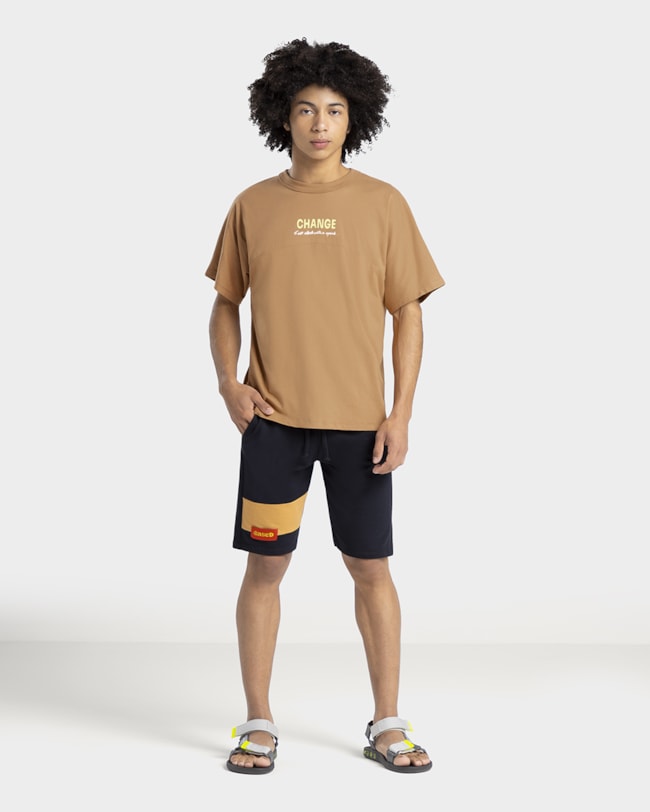 Camiseta Oversized Juvenil Masculina com Recorte e Estampa - BaseD - Capim Dourado-bb6d4e00-0793-4f1b-b205-037318ea2035