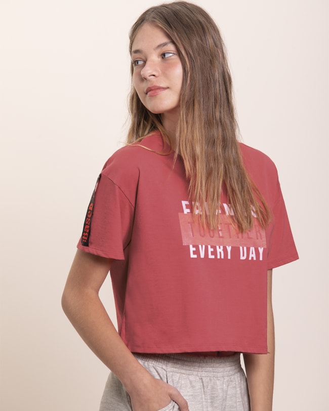 Conjunto Blusa e Shorts Feminino Based-3f020589-90b8-4cc1-abd3-00ff18882b9b