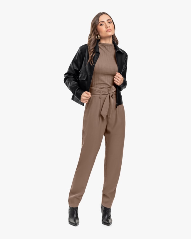 Jaqueta Feminina em Couro Sintético com Bolsos - Cereja Rosa - Preto-e094863f-31c4-408b-840a-746973a55c14