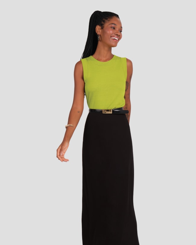 Regata Feminina Cereja Rosa em Viscose Trabalhada Verde-bfb671d3-88c3-42b9-a9e9-9d6220a4d6b3