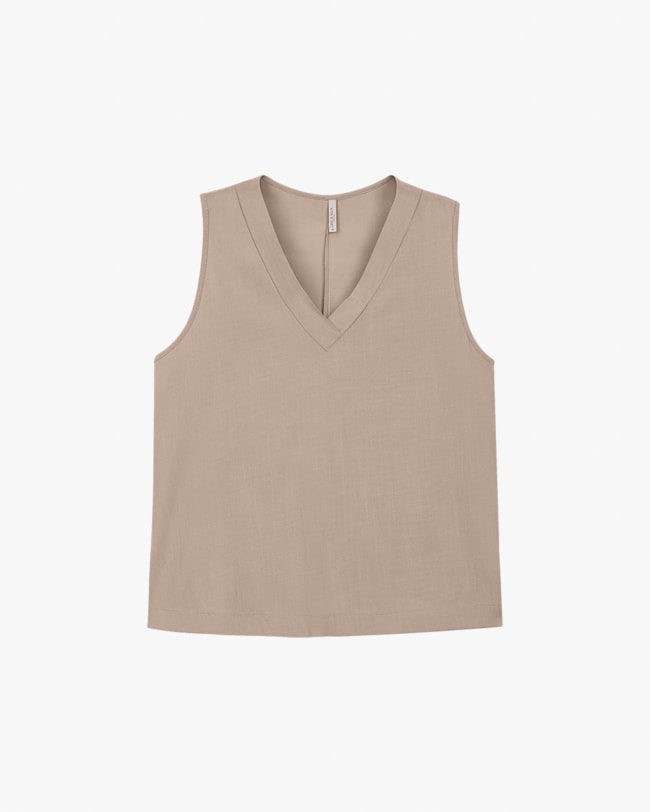 Regata Feminina Plus Size em Viscose Decote V - Cereja Rosa - Carvalho-6adef004-4f15-4ba2-8f9d-fa362f4542c5