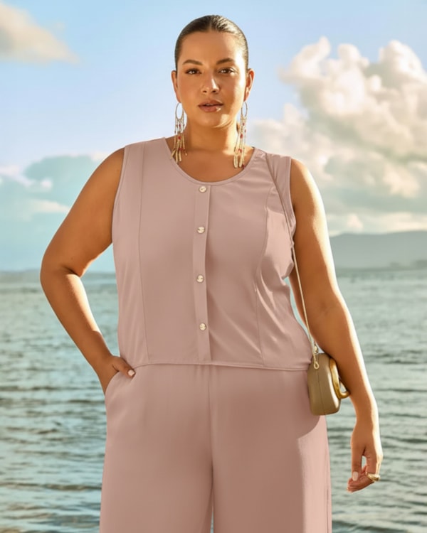 Regata Plus Size em Viscose com Decote V Cereja Rosa Marrom