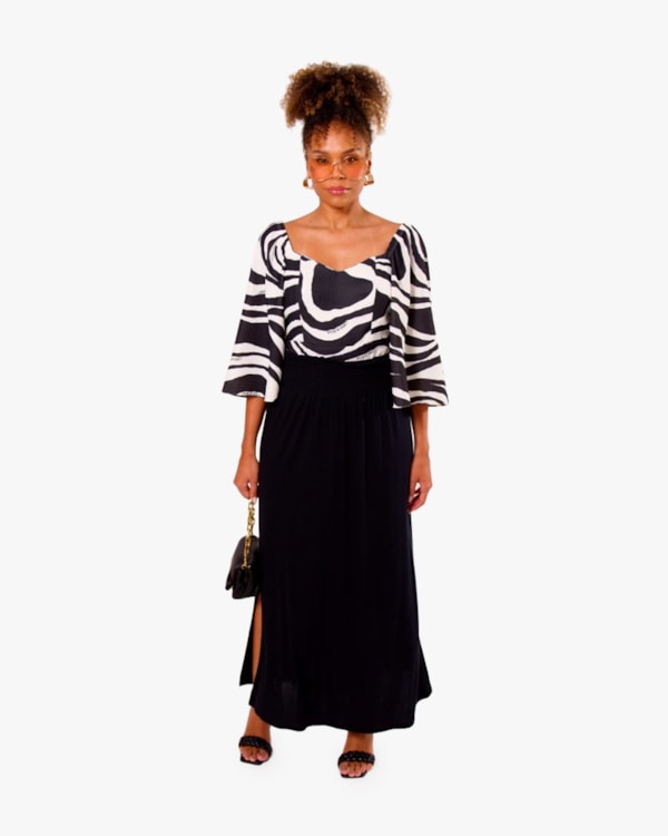 Saia Longa em Tricot Viscose com Fenda - Cereja Rosa - Preto-G