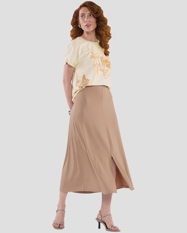 Saia Midi em Malha Crepe com Fenda Frontal - Cereja Rosa - Toffee-cb774055-c1d5-4b69-a13f-5c6dbb315aed