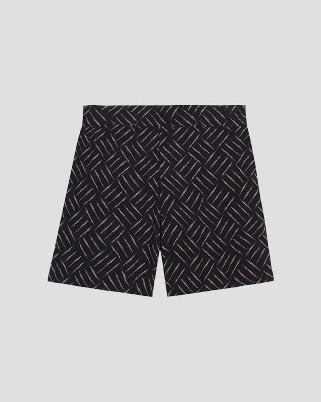 Shorts Plus Size em Viscose Estampada Cereja Rosa Preto-1cac4939-32f6-4ed1-bca0-0dbc203e19f0