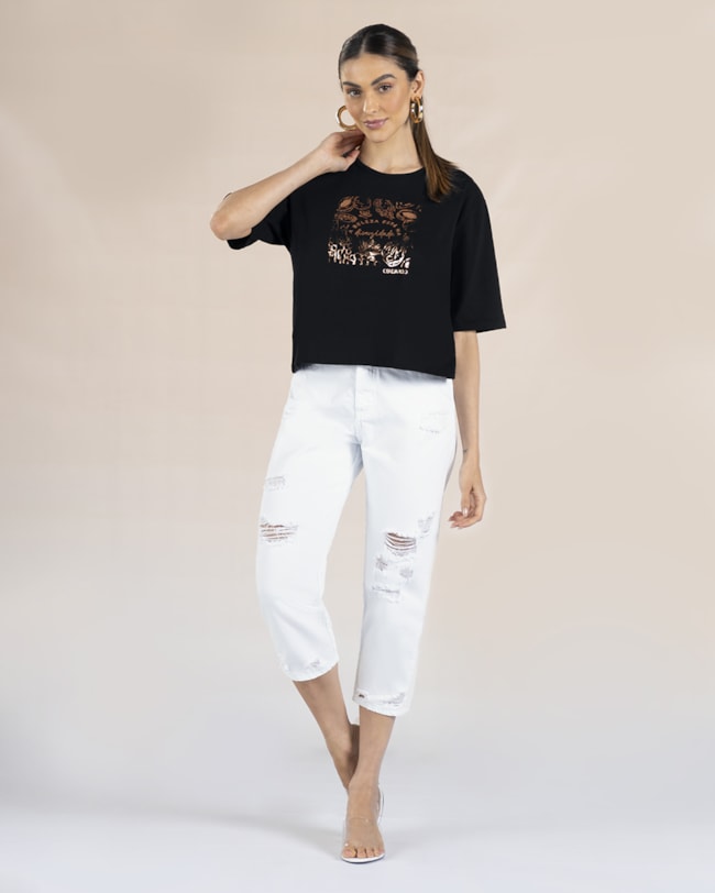 T-shirt em Meia Malha com Estampa Relevo - Cereja Rosa - Preto-72ce6068-e1b7-4c79-8a6d-278f50208617