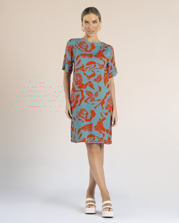 Vestido Curto em Viscose - Cereja Rosa - Carrot