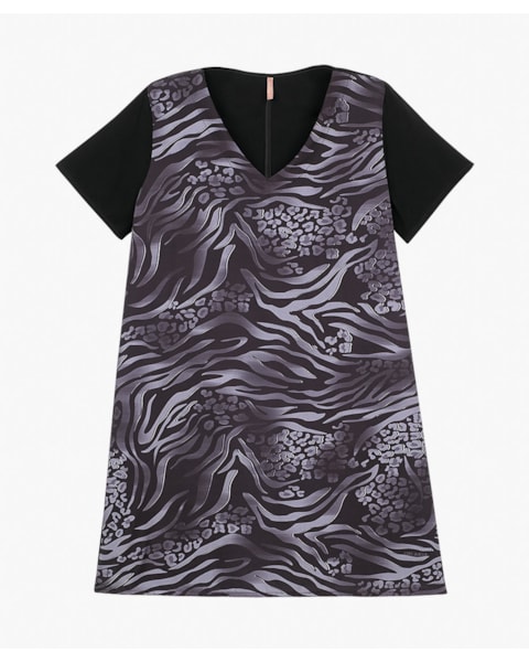 Vestido Curto Feminino Plus Size em Tecido Plano - Cereja Rosa - Preto