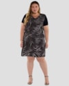 Vestido Curto Feminino Plus Size em Tecido Plano - Cereja Rosa - Preto-14101a24-a66b-4012-a17b-0cd6c3a763e1
