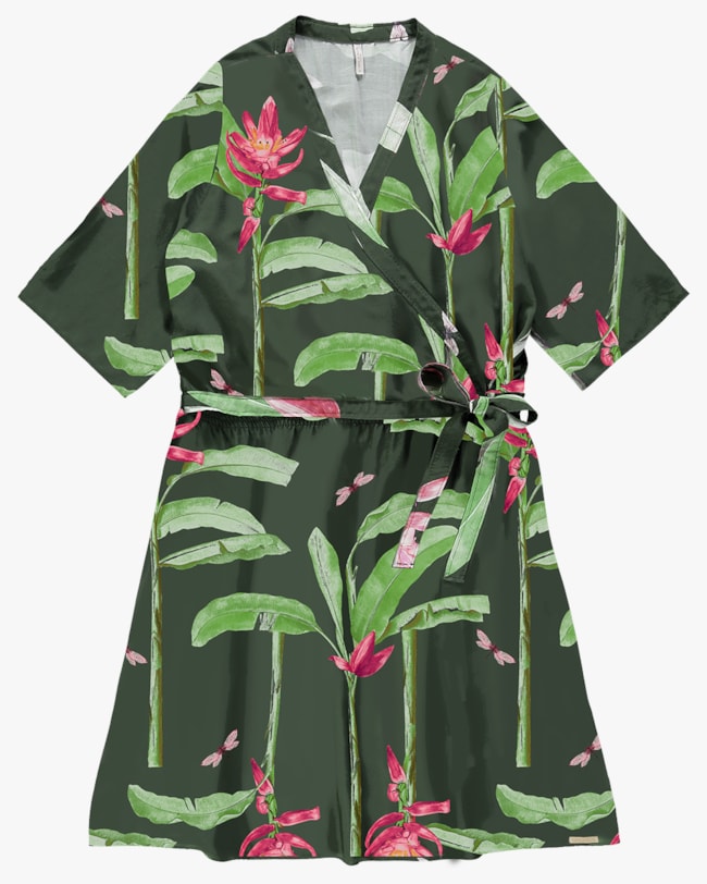 Vestido Curto Plus Size com Decote Transpassado - Cereja Rosa - Basílico P-3478ec1e-a3b5-4189-863d-e769b8ac9674