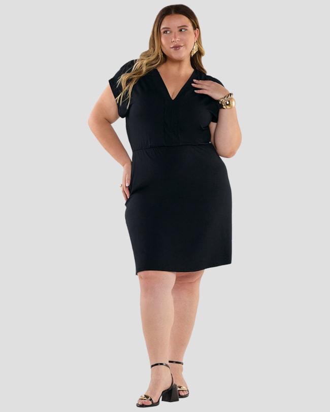 Vestido Feminino Plus Size Malha Crepe com Decote V - Cereja Rosa - Preto-ebcfff1b-d2ad-4fa3-ac7a-d4fb160e9c22