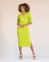 Vestido Midi em Viscose com Manga Flare - Cereja Rosa - Aspargo G-9c1e6f74-a9d5-4b92-b8ef-938908f58f2a