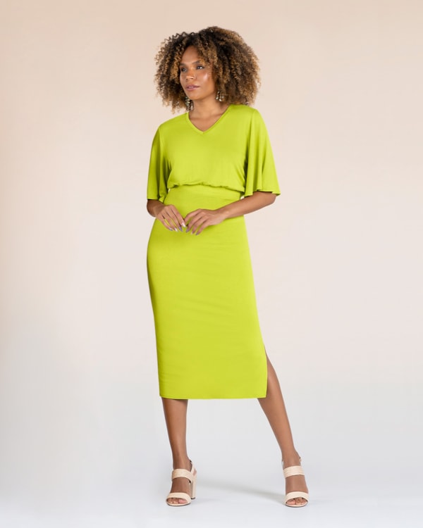 Vestido Midi em Viscose com Manga Flare - Cereja Rosa - Aspargo G