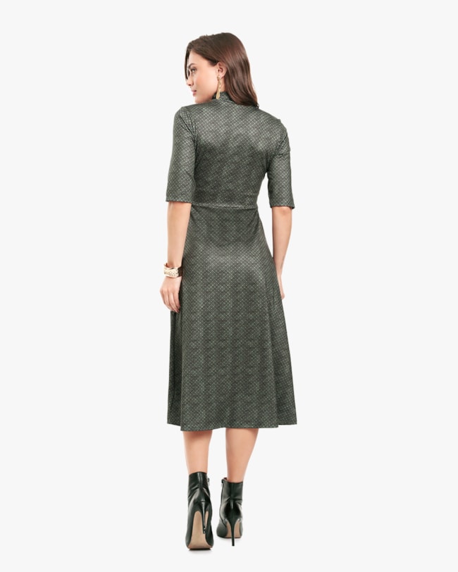 Vestido Midi Estampado em Malha Felpada - Cereja Rosa - Army-65a29111-c56a-4ee5-919c-479ac49e3672