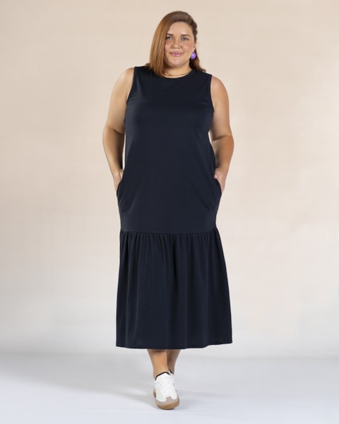 Vestido Midi Plus Size com Bolso em Meia Malha - Preto