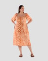 Vestido Midi Plus Size em Viscose Estampada - Cereja Rosa - Bege-499b3b1c-cfe4-41d0-9091-316f19190da7